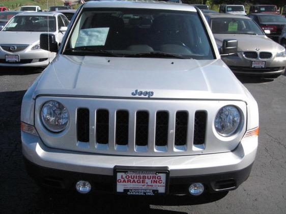 2011 Jeep Patriot Ram 3500 Diesel 2-WD
