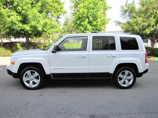 2012 Jeep Patriot 2.5 AWD SUV
