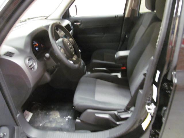 2014 Jeep Patriot 2.4 A SR 5dr Wgn W/sunroof