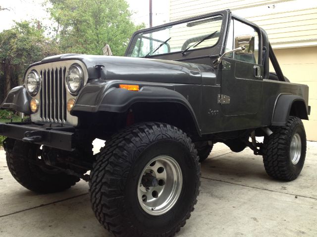 1982 Jeep Scrambler CJ8 Unknown