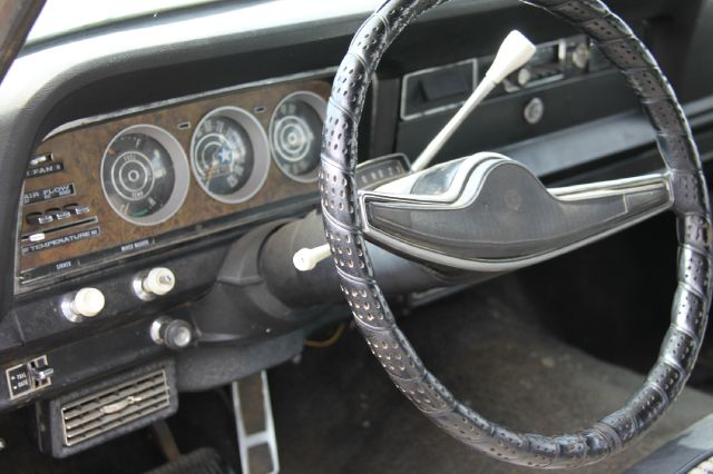 1973 Jeep Wagoneer Unknown