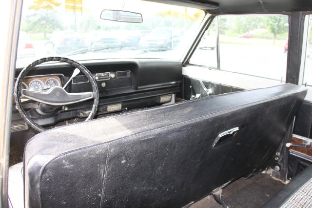 1973 Jeep Wagoneer Unknown