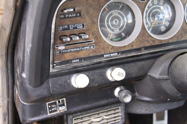 1973 Jeep Wagoneer Unknown