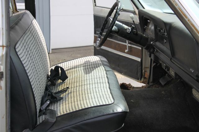 1973 Jeep Wagoneer Unknown