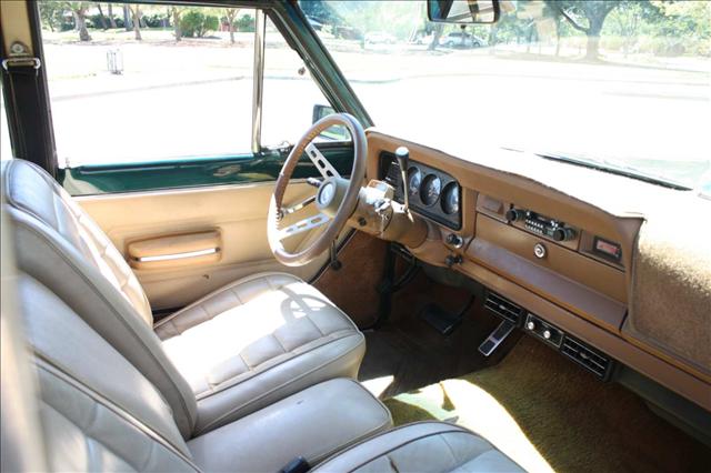 1976 Jeep Wagoneer 4dr Sdn Auto (natl)