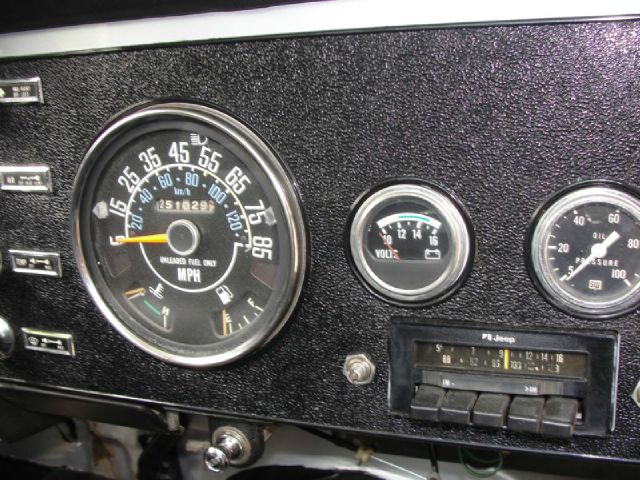 1985 Jeep Wrangler 4dr HB Man