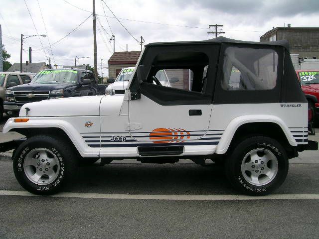 1989 Jeep Wrangler SE AWD Van