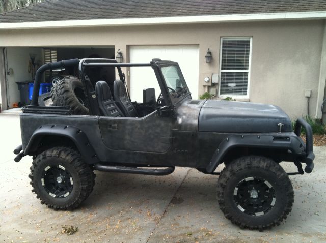 1989 Jeep Wrangler SLT 2WD Extended Cab
