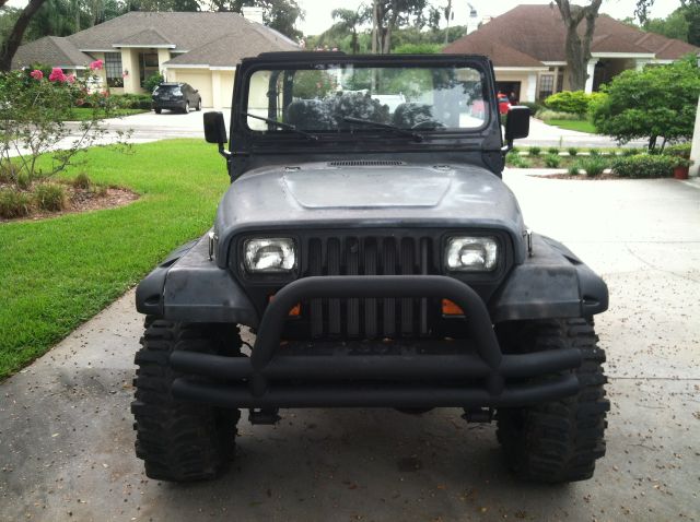 1989 Jeep Wrangler SLT 2WD Extended Cab