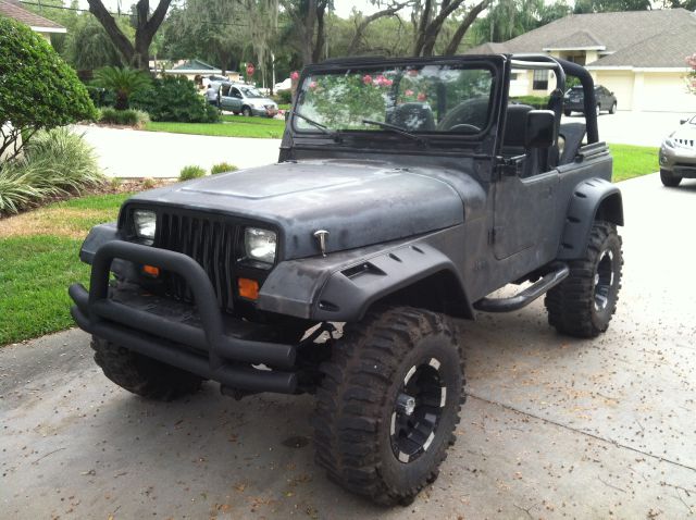 1989 Jeep Wrangler SLT 2WD Extended Cab