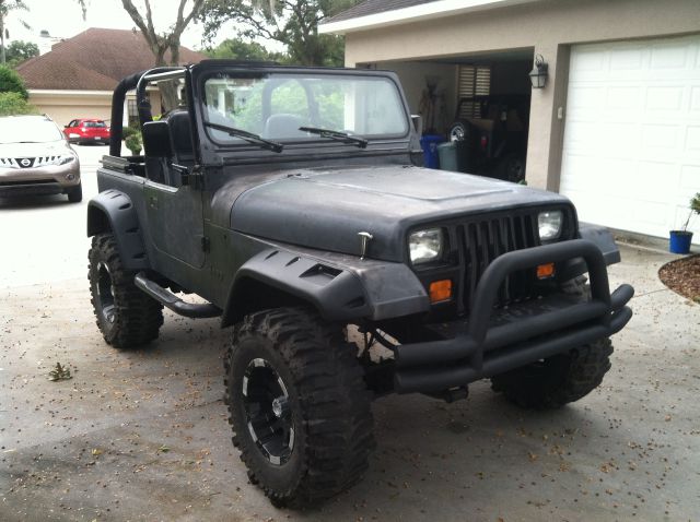 1989 Jeep Wrangler SLT 2WD Extended Cab