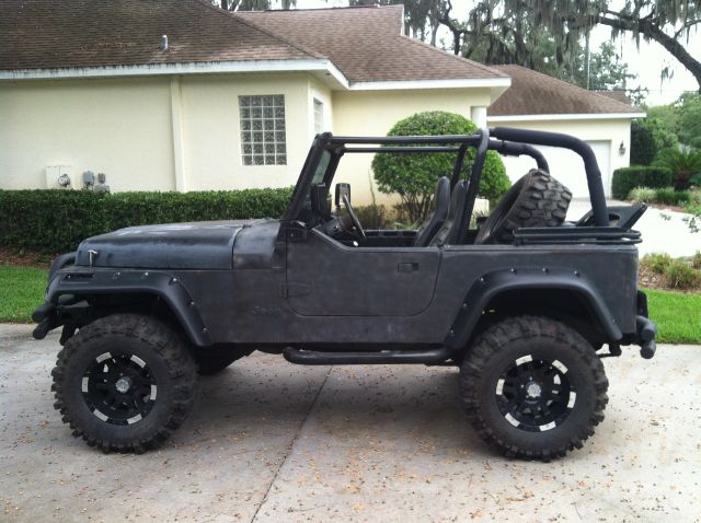 1989 Jeep Wrangler SLT 2WD Extended Cab