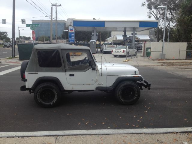1990 Jeep Wrangler Xe-v6-sunroof