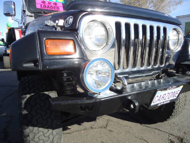 1997 Jeep Wrangler Eddie Bauer-100approval ON ALL OUR CARS CALL