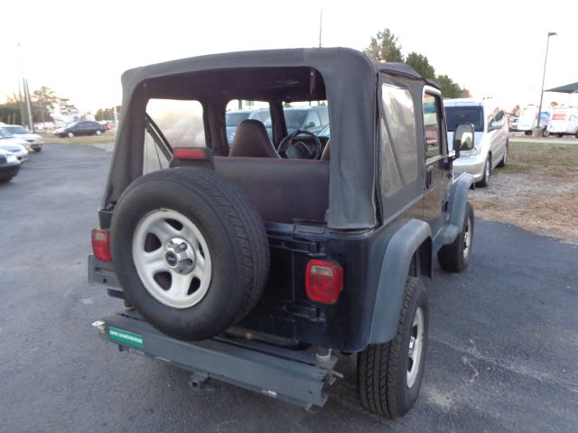 1999 Jeep Wrangler Sport Utility 4WD