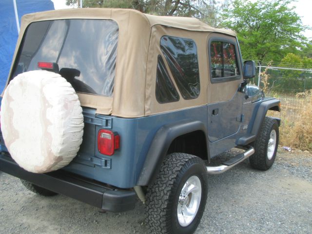 1999 Jeep Wrangler SE