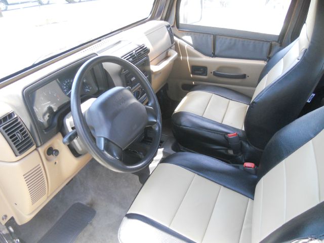1999 Jeep Wrangler SE