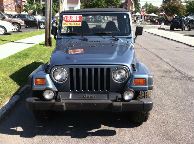 1999 Jeep Wrangler Low Mile 2 Door