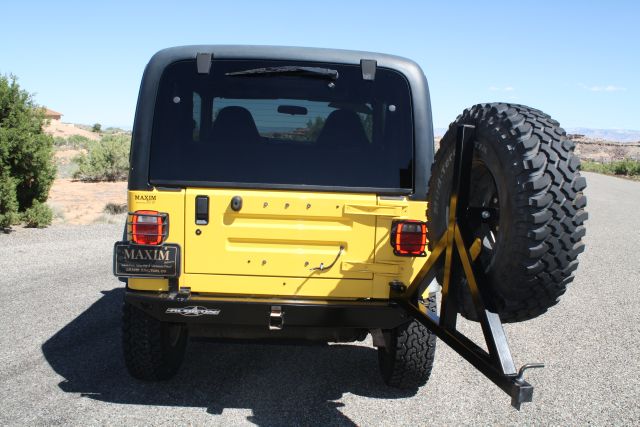 2001 Jeep Wrangler Bucket