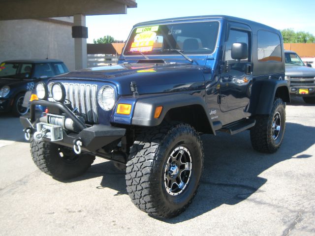 2004 Jeep Wrangler LS Flex Fuel 4x4 This Is One Of Our Best Bargains
