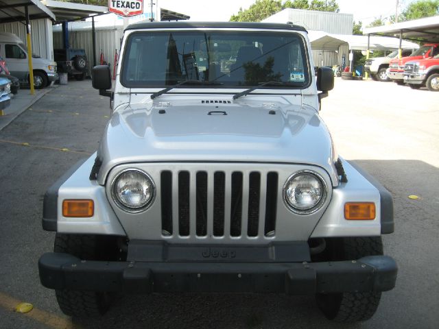 2004 Jeep Wrangler T6A Sedan 4D