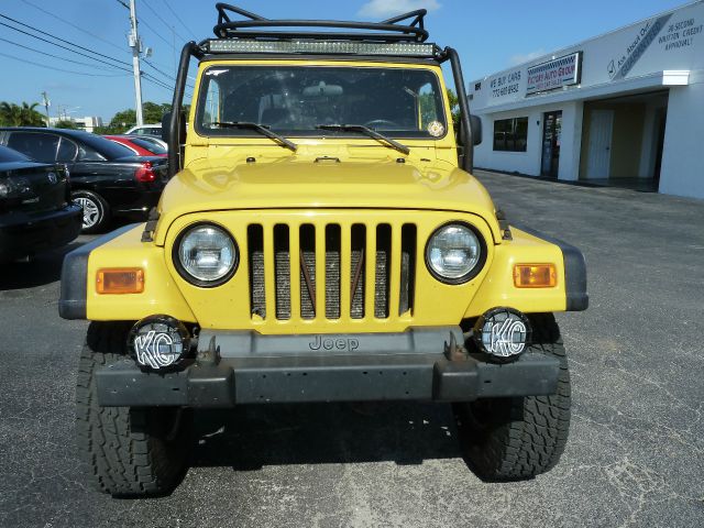 2005 Jeep Wrangler T6 AWD Leather Moonroof Navigation