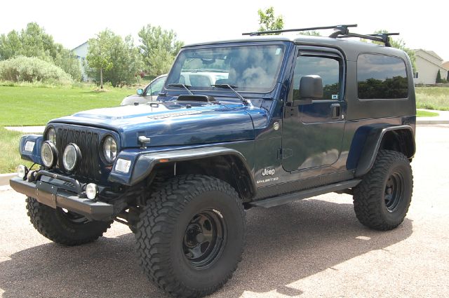 2005 Jeep Wrangler ALL Wheel Drive - NEW Tires