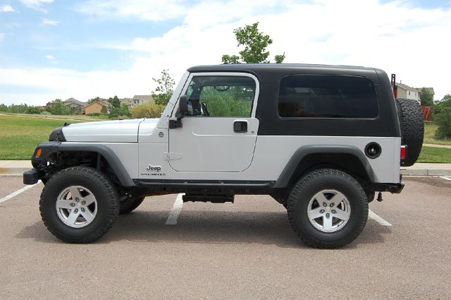 2005 Jeep Wrangler ALL Wheel Drive - NEW Tires