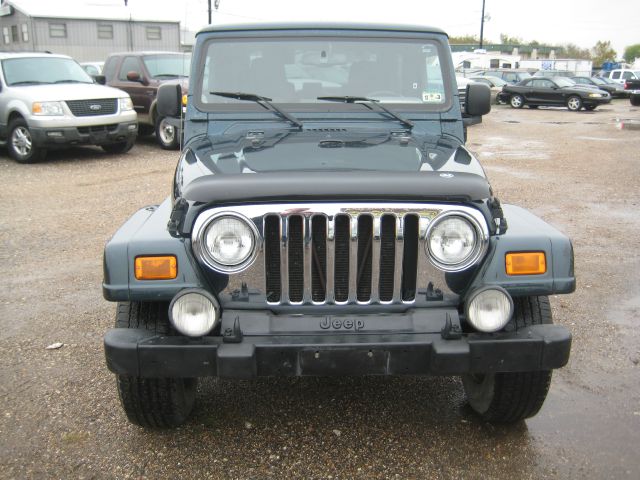 2005 Jeep Wrangler ALL Wheel Drive - NEW Tires