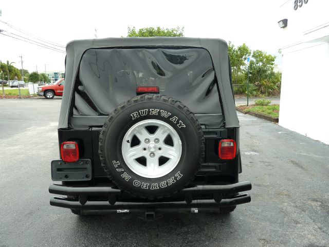 2005 Jeep Wrangler LS Flex Fuel 4x4 This Is One Of Our Best Bargains