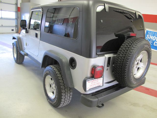 2006 Jeep Wrangler ALL Wheel Drive - NEW Tires