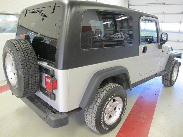2006 Jeep Wrangler ALL Wheel Drive - NEW Tires