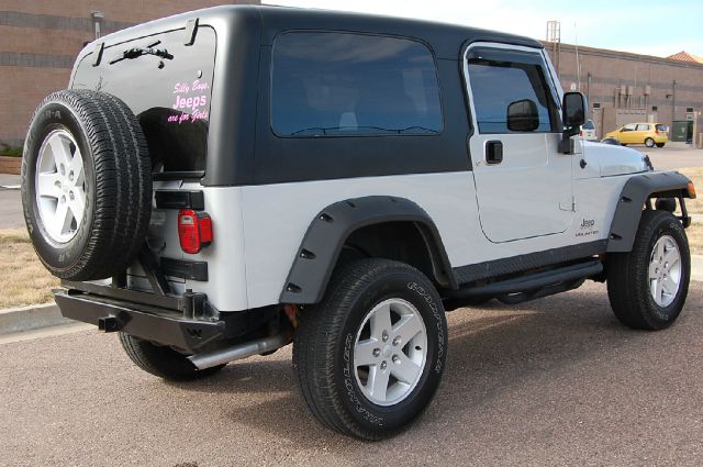 2006 Jeep Wrangler ALL Wheel Drive - NEW Tires
