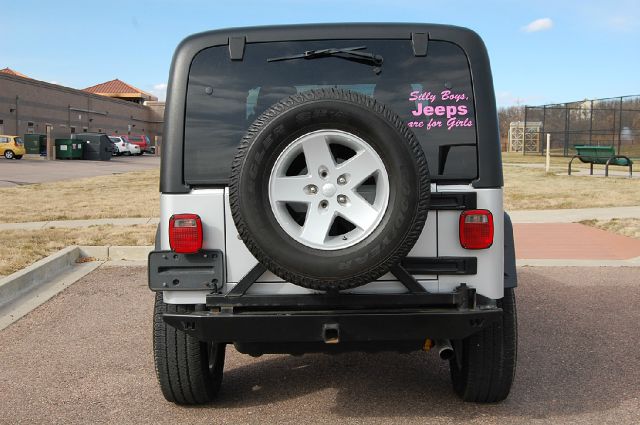 2006 Jeep Wrangler ALL Wheel Drive - NEW Tires