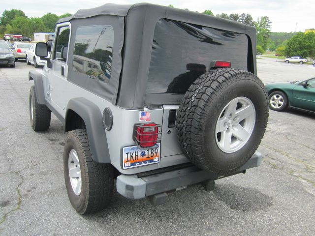 2006 Jeep Wrangler Lariat Pickup 4D 6 3/4 Ft