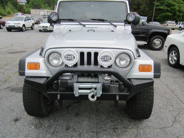 2006 Jeep Wrangler Lariat Pickup 4D 6 3/4 Ft