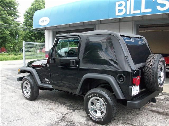2006 Jeep Wrangler Sport - 4x4 Loaded