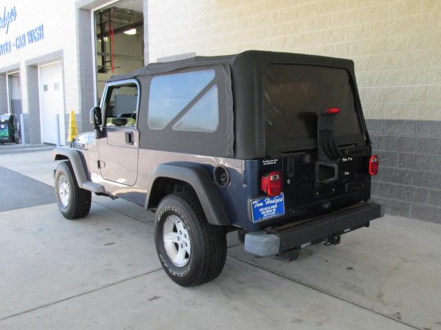 2006 Jeep Wrangler ALL Wheel Drive - NEW Tires