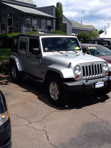 2007 Jeep Wrangler 1500 Extended Cargo Clean