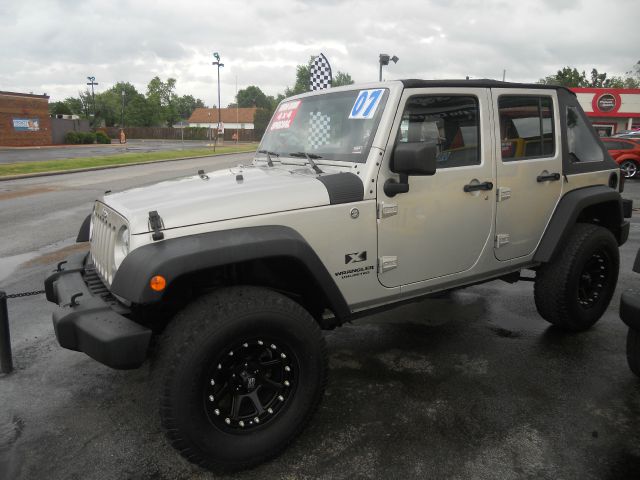 2007 Jeep Wrangler 1500 Extended Cargo Clean