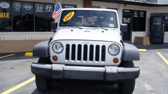 2007 Jeep Wrangler 1500 Extended Cargo Clean