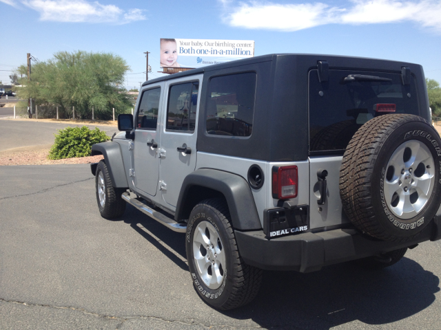 2007 Jeep Wrangler 1500 Extended Cargo Clean