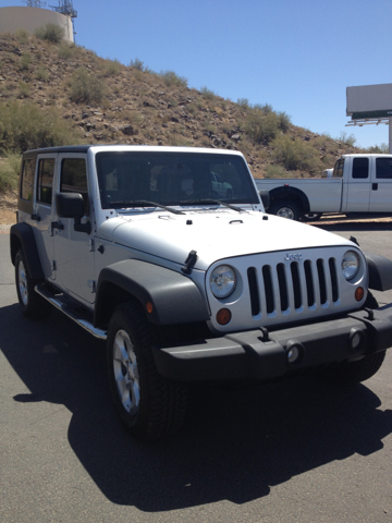 2007 Jeep Wrangler 1500 Extended Cargo Clean