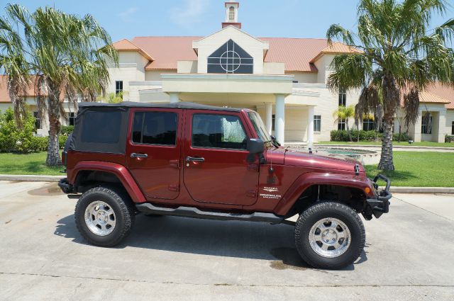 2007 Jeep Wrangler 1500 Extended Cargo Clean
