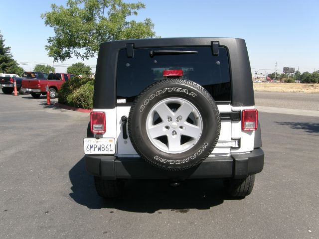 2008 Jeep Wrangler 1500 Extended Cargo Clean