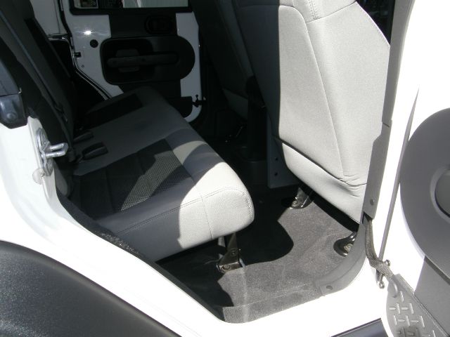 2008 Jeep Wrangler 1500 Extended Cargo Clean