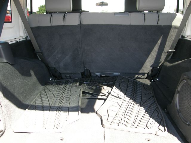 2008 Jeep Wrangler 1500 Extended Cargo Clean