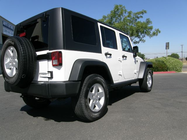2008 Jeep Wrangler 1500 Extended Cargo Clean
