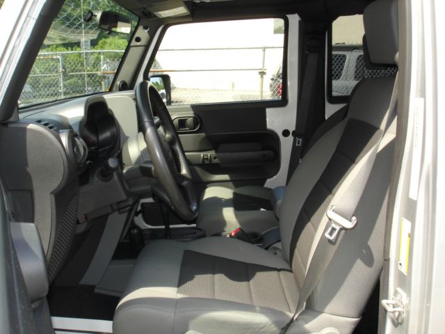 2008 Jeep Wrangler 1500 Extended Cargo Clean
