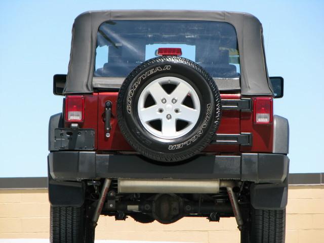 2010 Jeep Wrangler 545i Sedan 4D